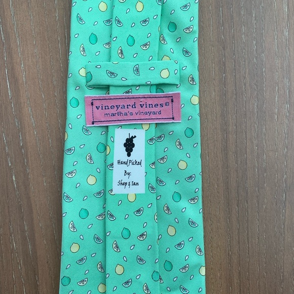 Vineyard Vines Lemon and Lime Tie - Picture 3 of 4